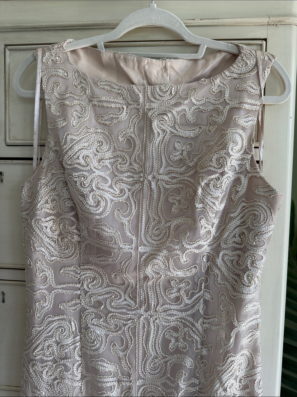 Katherine Kelly Elegant Sleeveless Embroidered Evening Dress in Blush size 10 - Picture 2 of 7